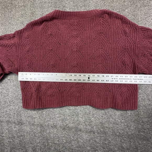 American Eagle Oversized, Cropped Sweater - Picture 2 of 6